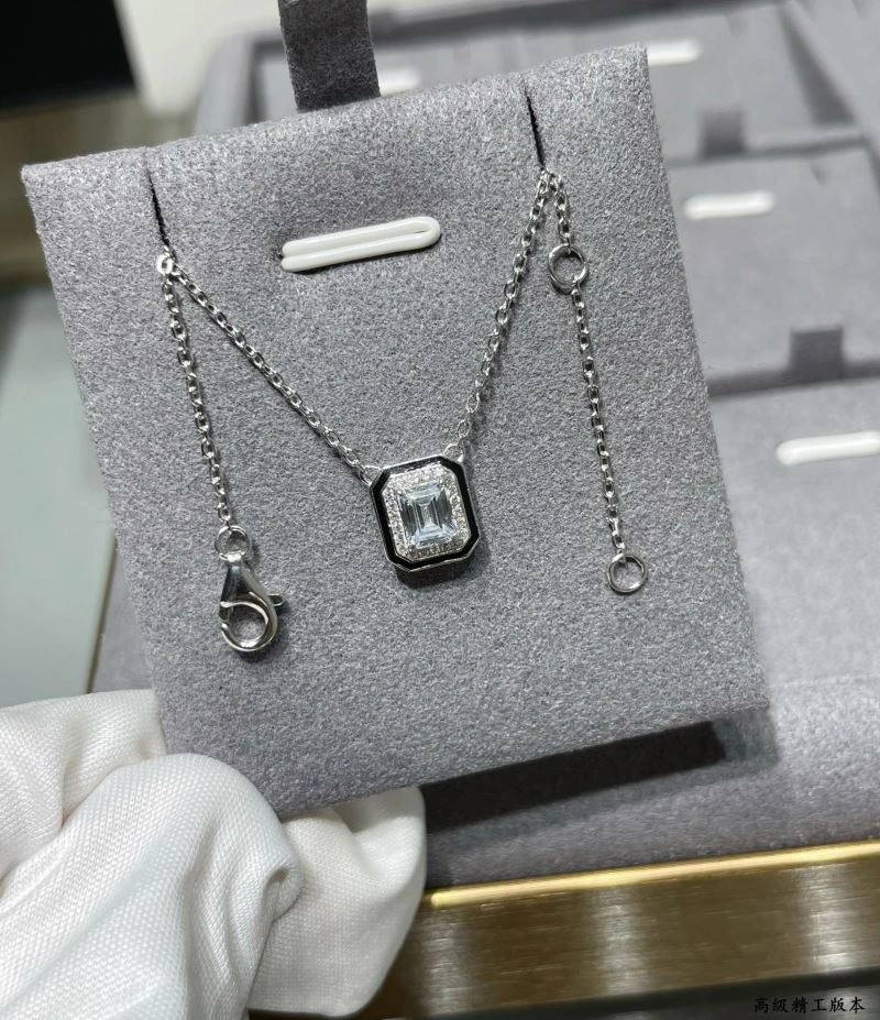 Boucheron Necklaces HighQuality 212391