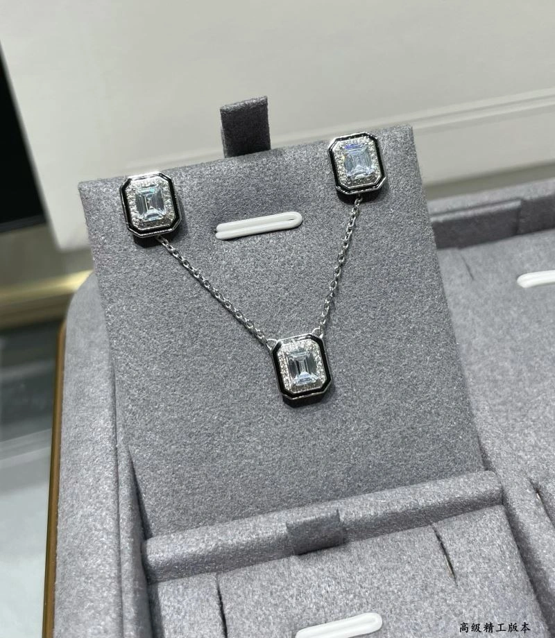 Boucheron Necklaces HighQuality 212391
