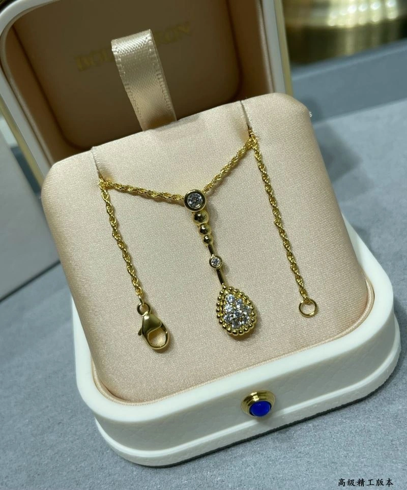 Casual Boucheron Necklaces 212373