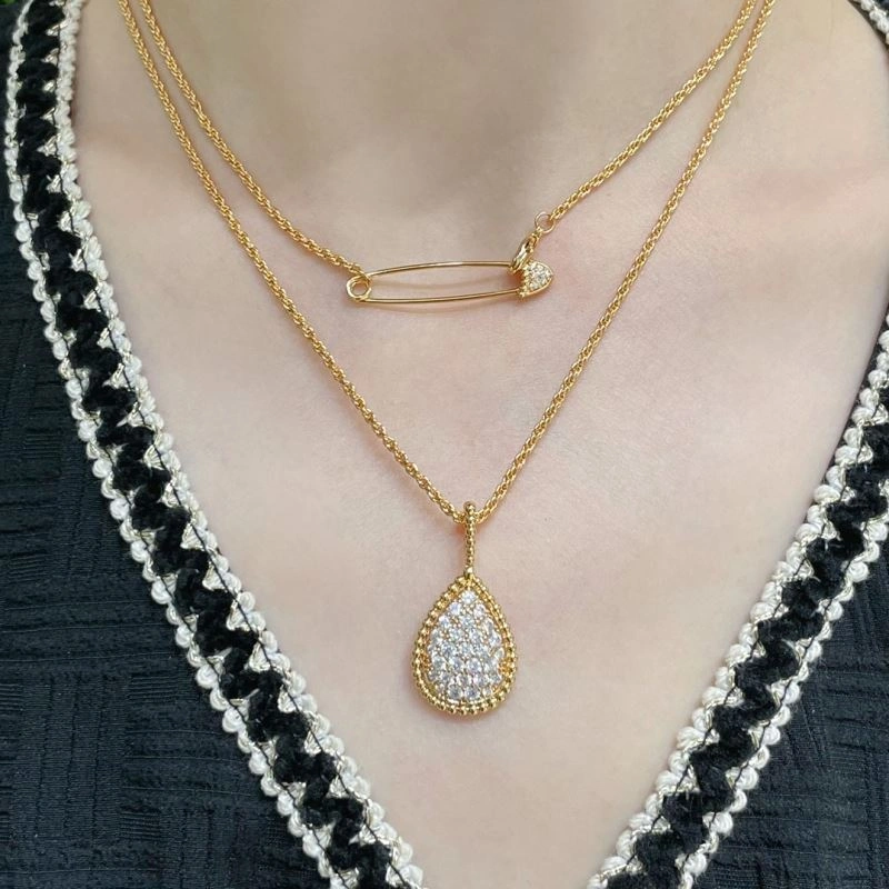 Breathable Boucheron Necklaces 212389