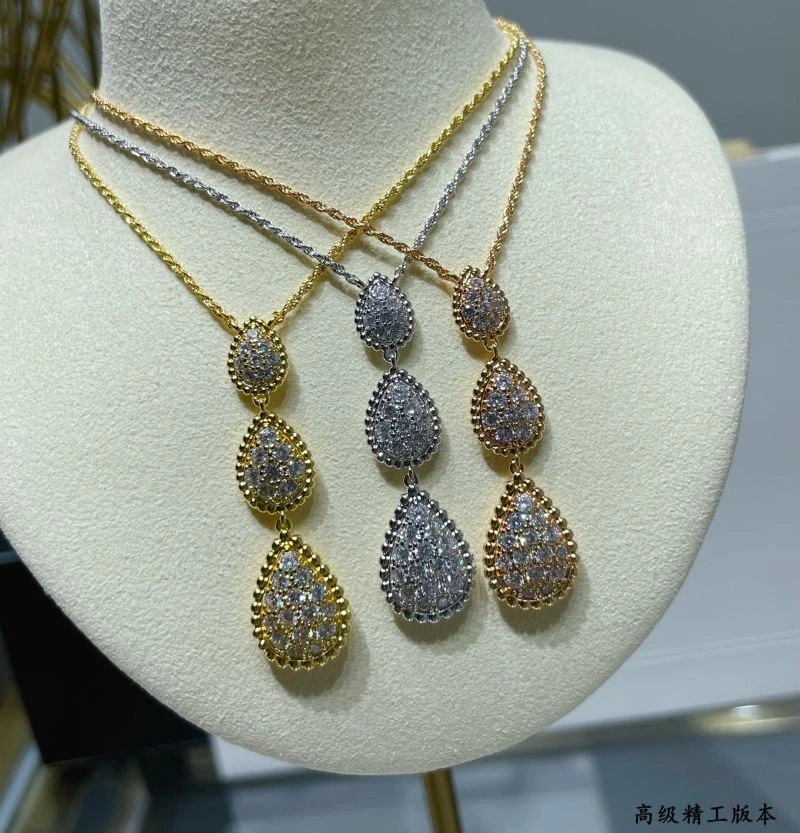 Boucheron Necklaces UrbanStyle 212384