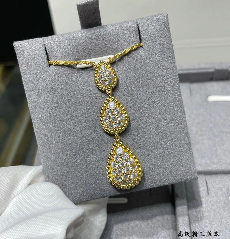 Boucheron Necklaces UrbanStyle 212384