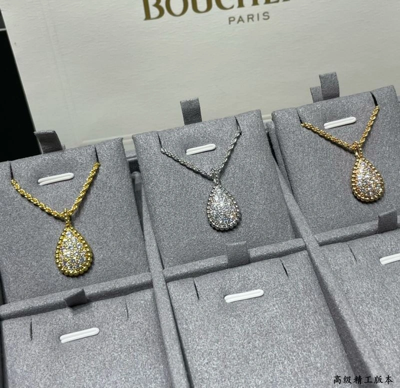 Boucheron Necklaces Bright 212366