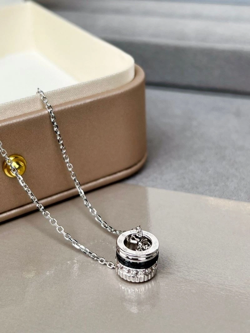 Timeless Boucheron Necklaces 212382