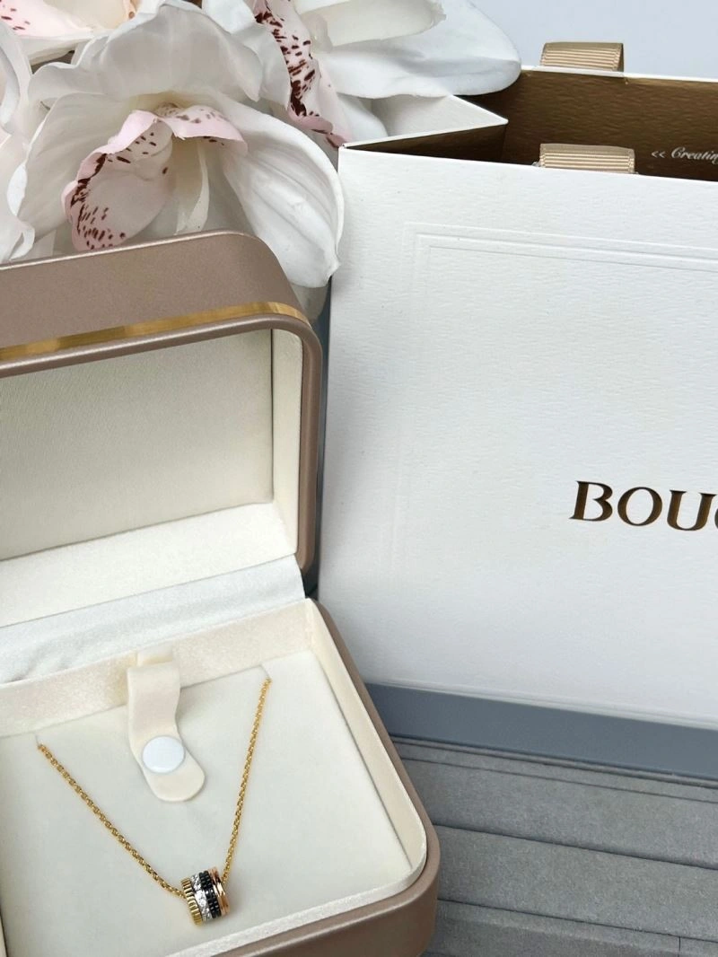 Boucheron Necklaces Modern 212380