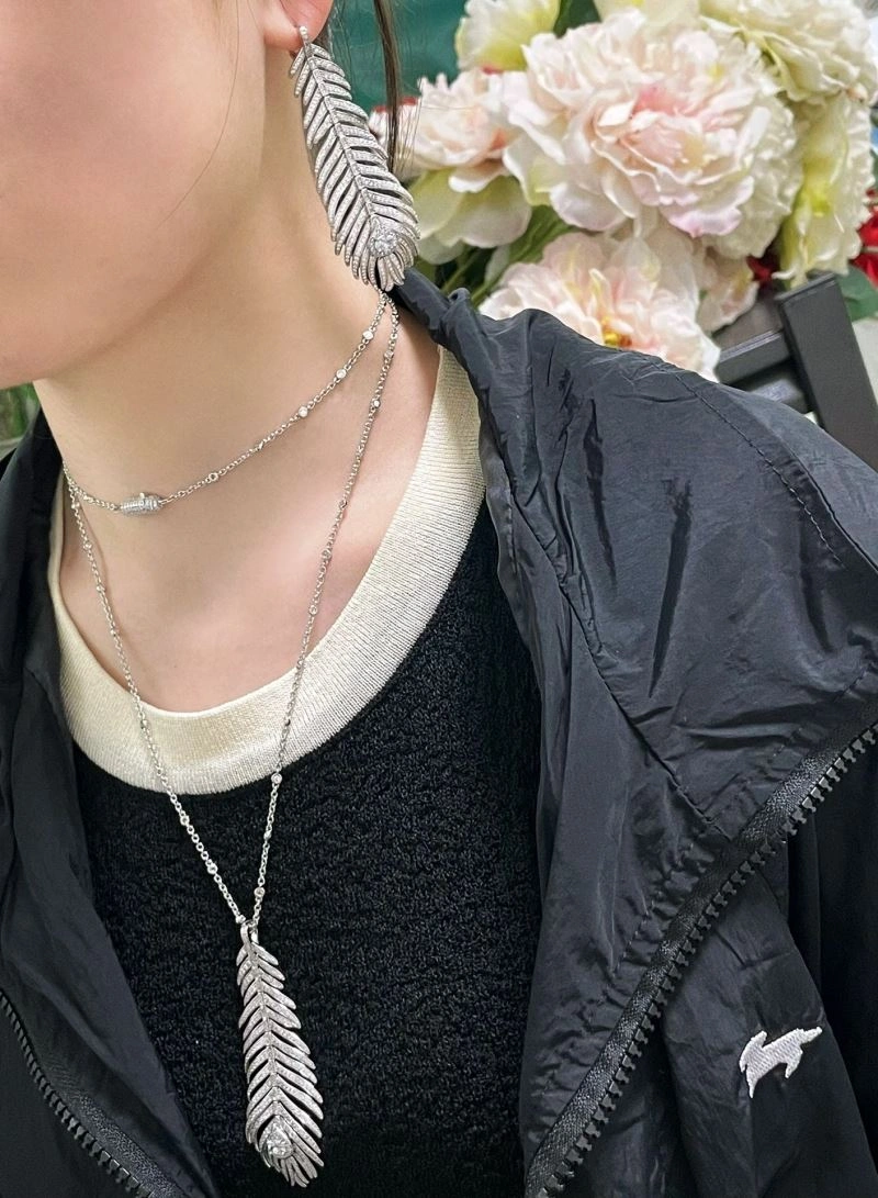 TechFriendly Boucheron Necklaces 211428