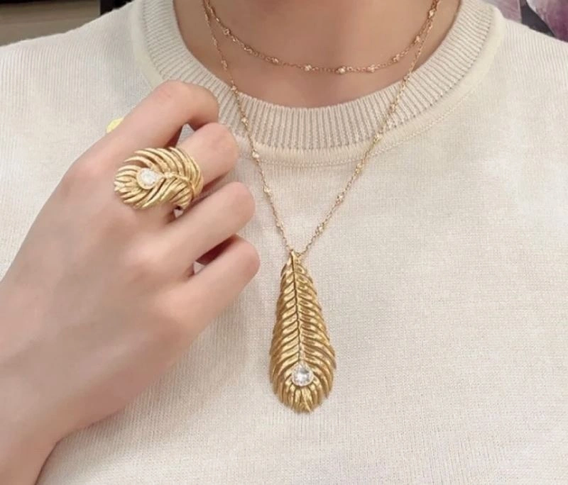 EyeCatching Boucheron Necklaces 211446