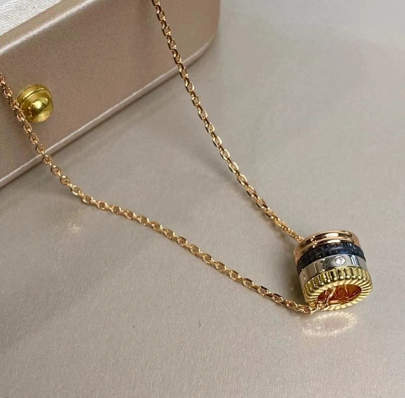 Boucheron Necklaces Seasonal 210882