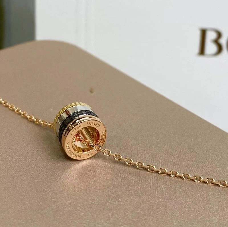 Boucheron Necklaces Seasonal 210882