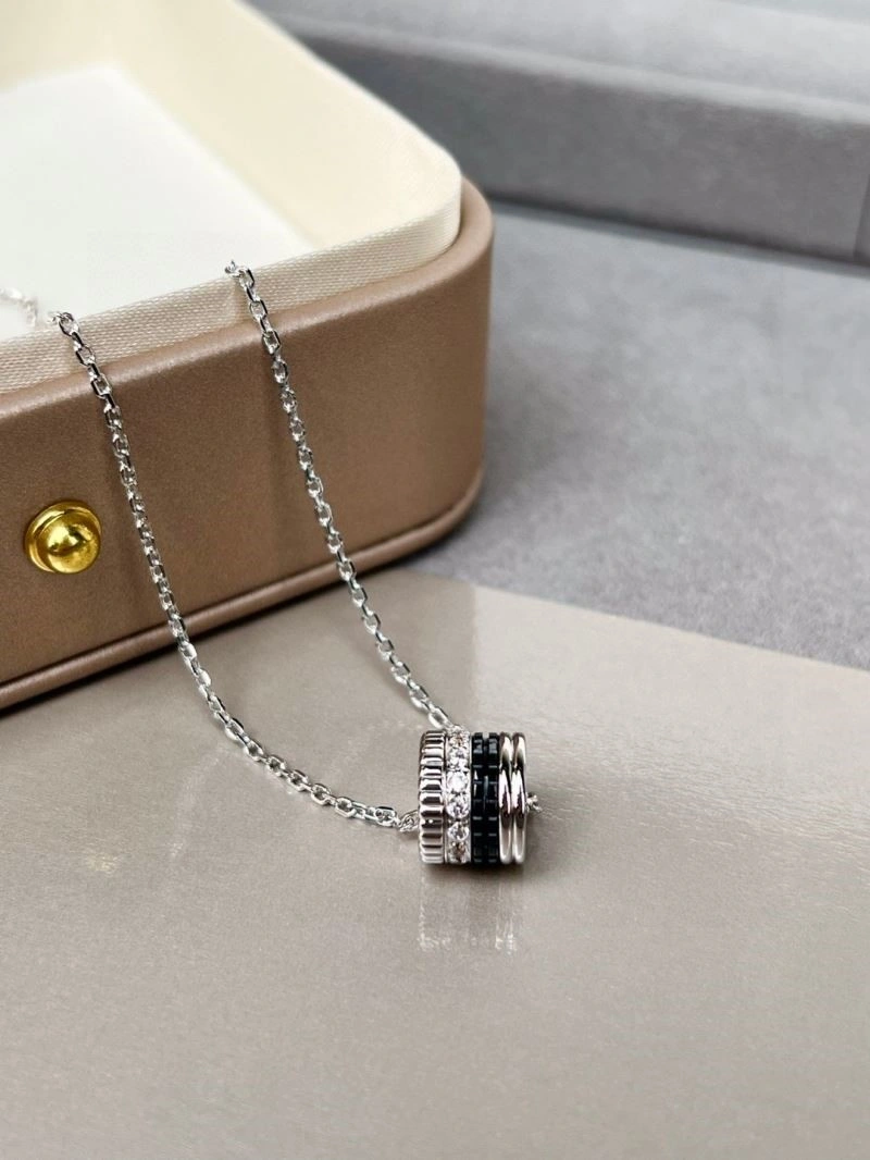 Boucheron Necklaces Seasonal 210875