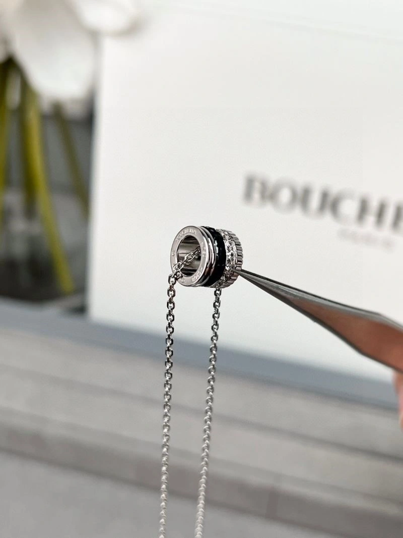 Boucheron Necklaces Seasonal 210875