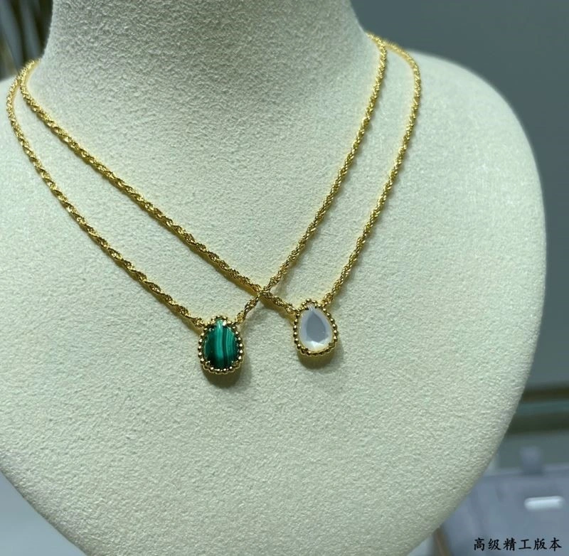SmoothTexture Boucheron Necklaces 210096