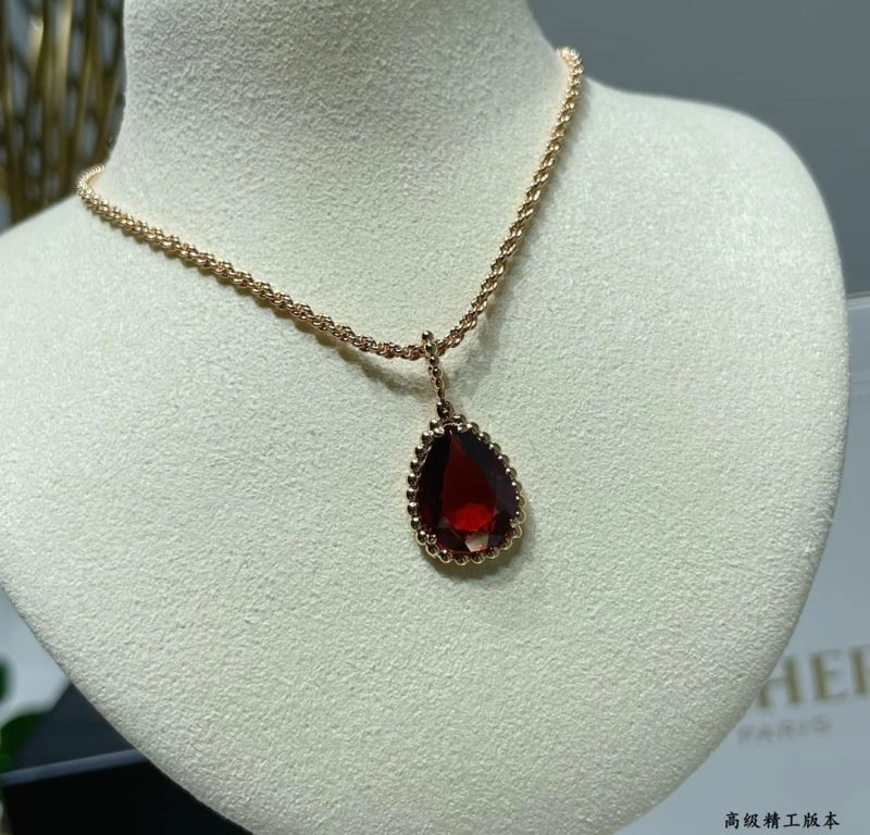 Classic Boucheron Necklaces 210090