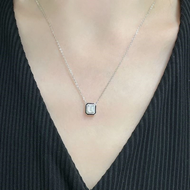 Thermal Boucheron Necklaces 210103