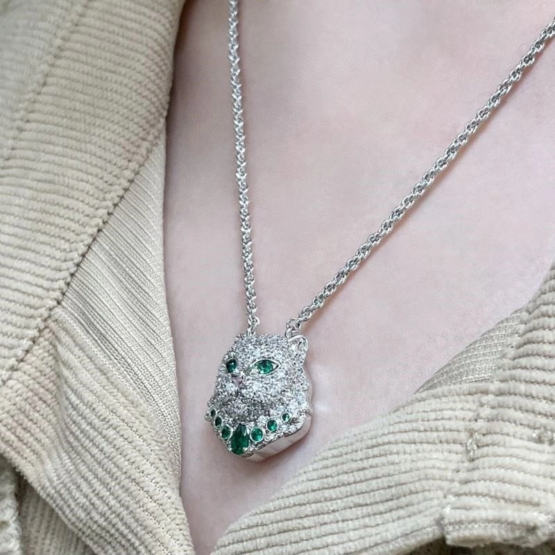 Boucheron Necklaces Breathable 210080
