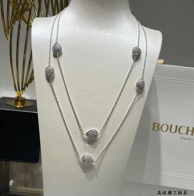 Boucheron Necklaces ModernLook 210152