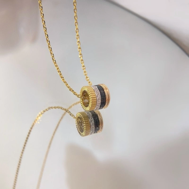 Sleek Boucheron Necklaces 208177