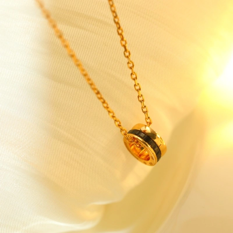 Contemporary Boucheron Necklaces 208161