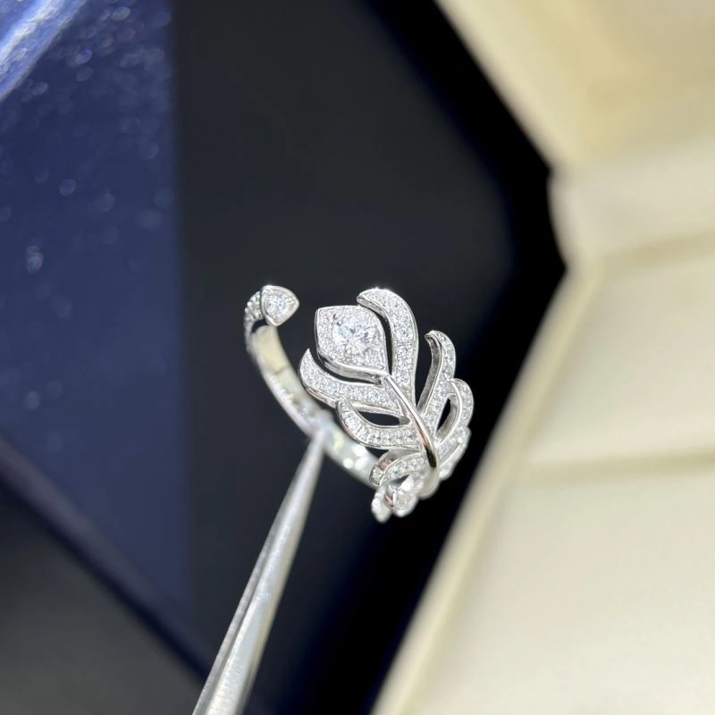 Minimalist Boucheron Rings 214011