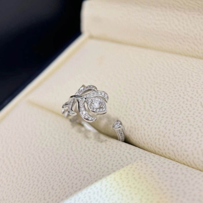 Minimalist Boucheron Rings 214011