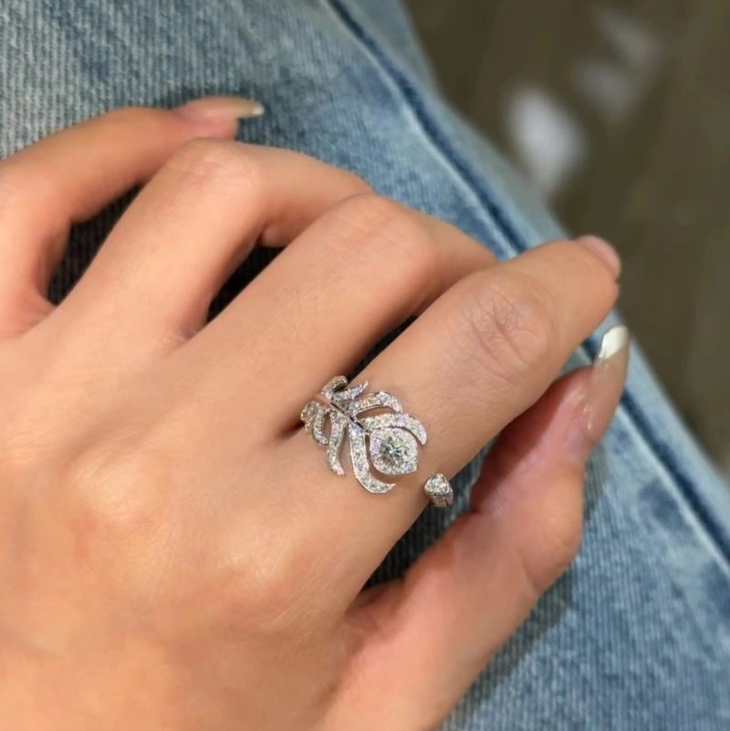 Minimalist Boucheron Rings 214011