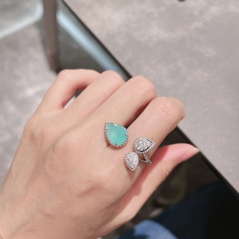 Effortless Boucheron Rings 214325