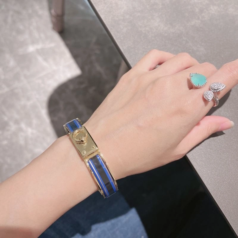 Effortless Boucheron Rings 214325
