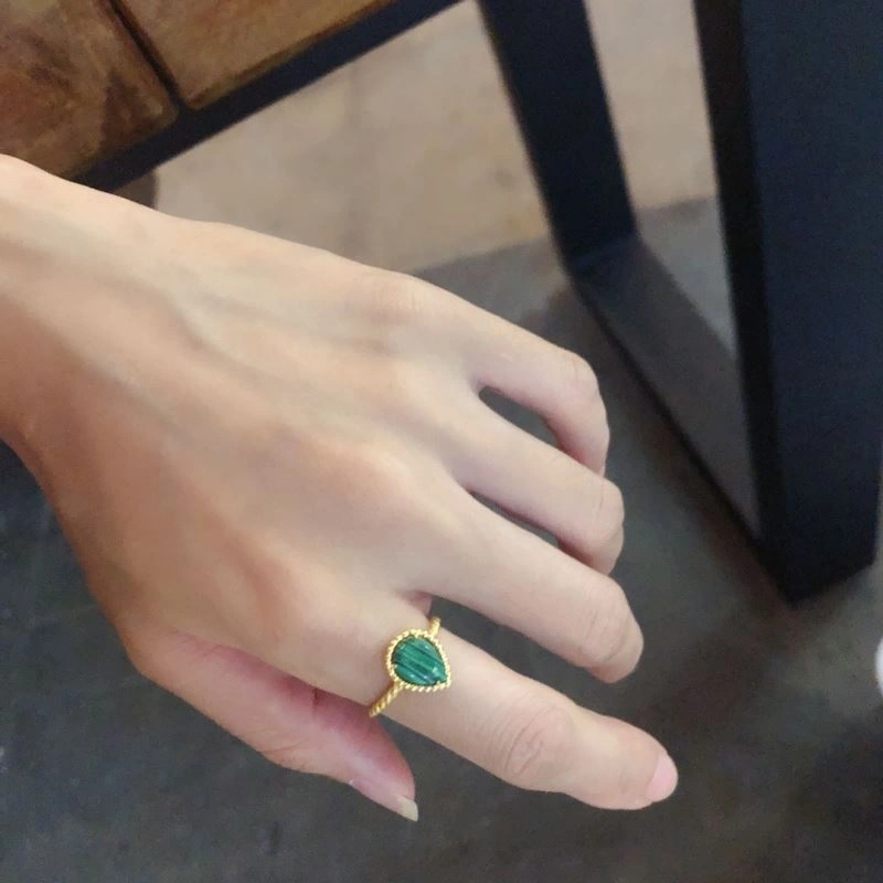 Sporty Boucheron Rings 214337
