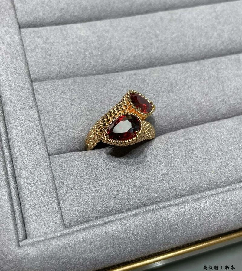 Boucheron Rings Modern 212353