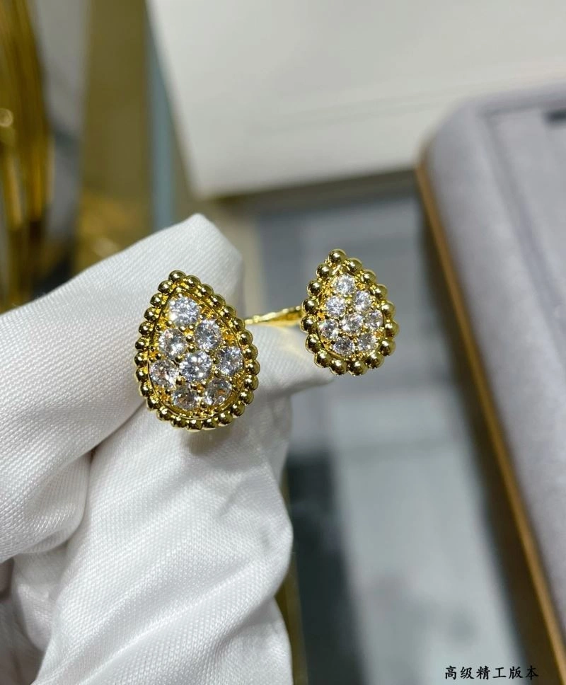 SoftTouch Boucheron Rings 212351