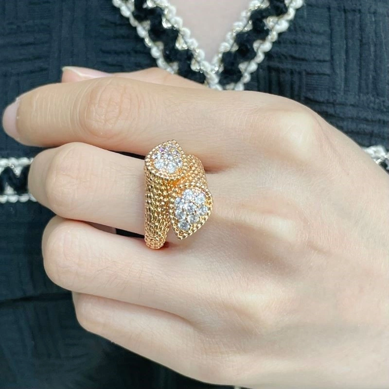 Minimalist Boucheron Rings 210075