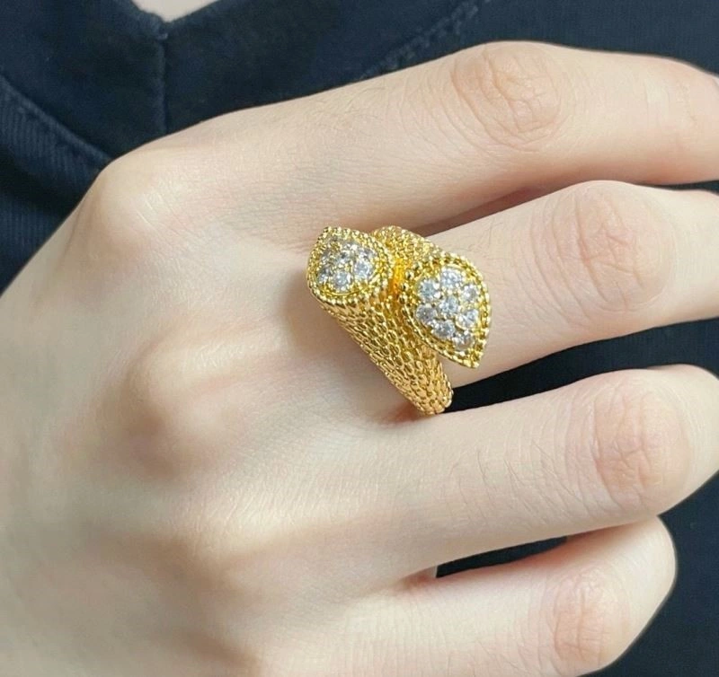 Minimalist Boucheron Rings 210075