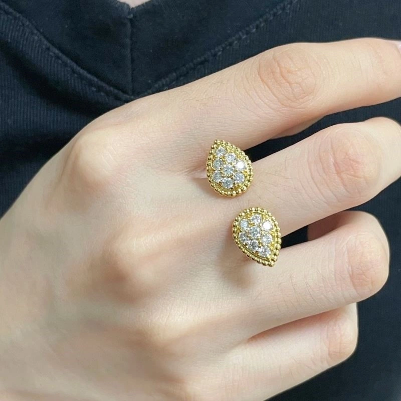 UrbanChic Boucheron Rings 210061