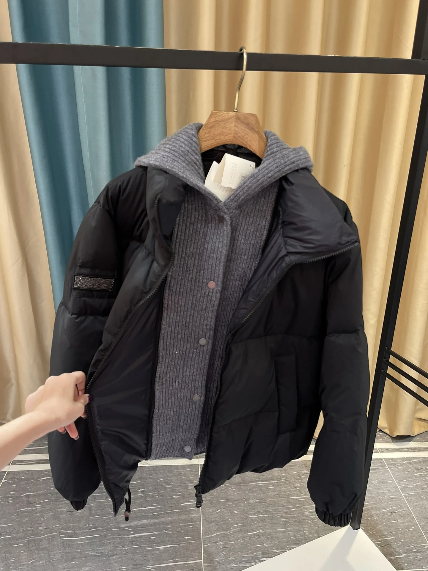 Brunello Cucinelli Down Jackets Bold 165481