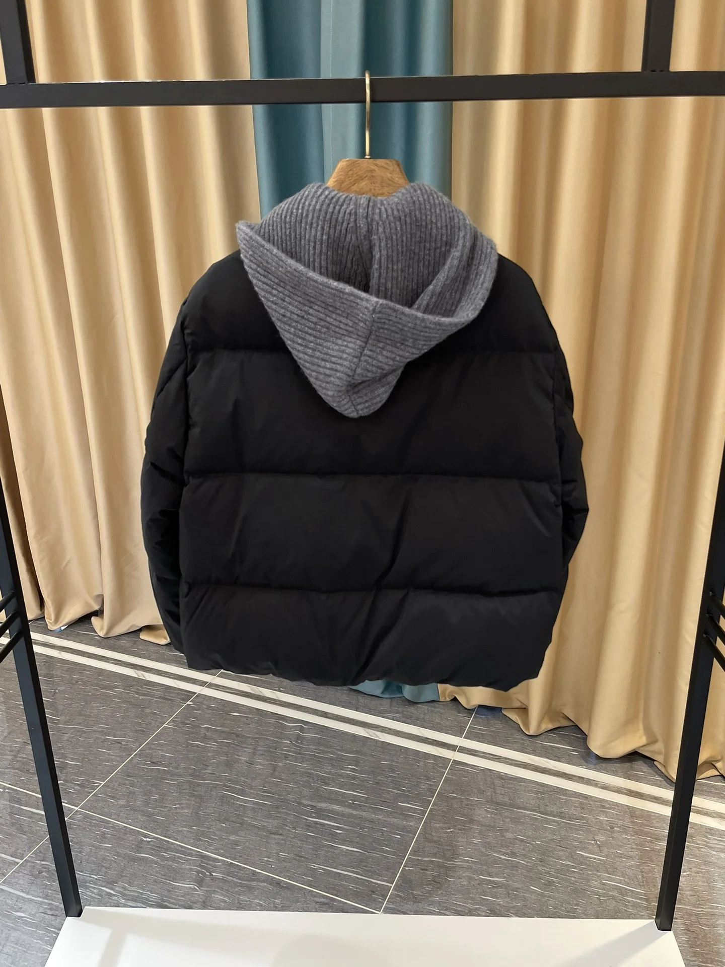 Brunello Cucinelli Down Jackets Bold 165481