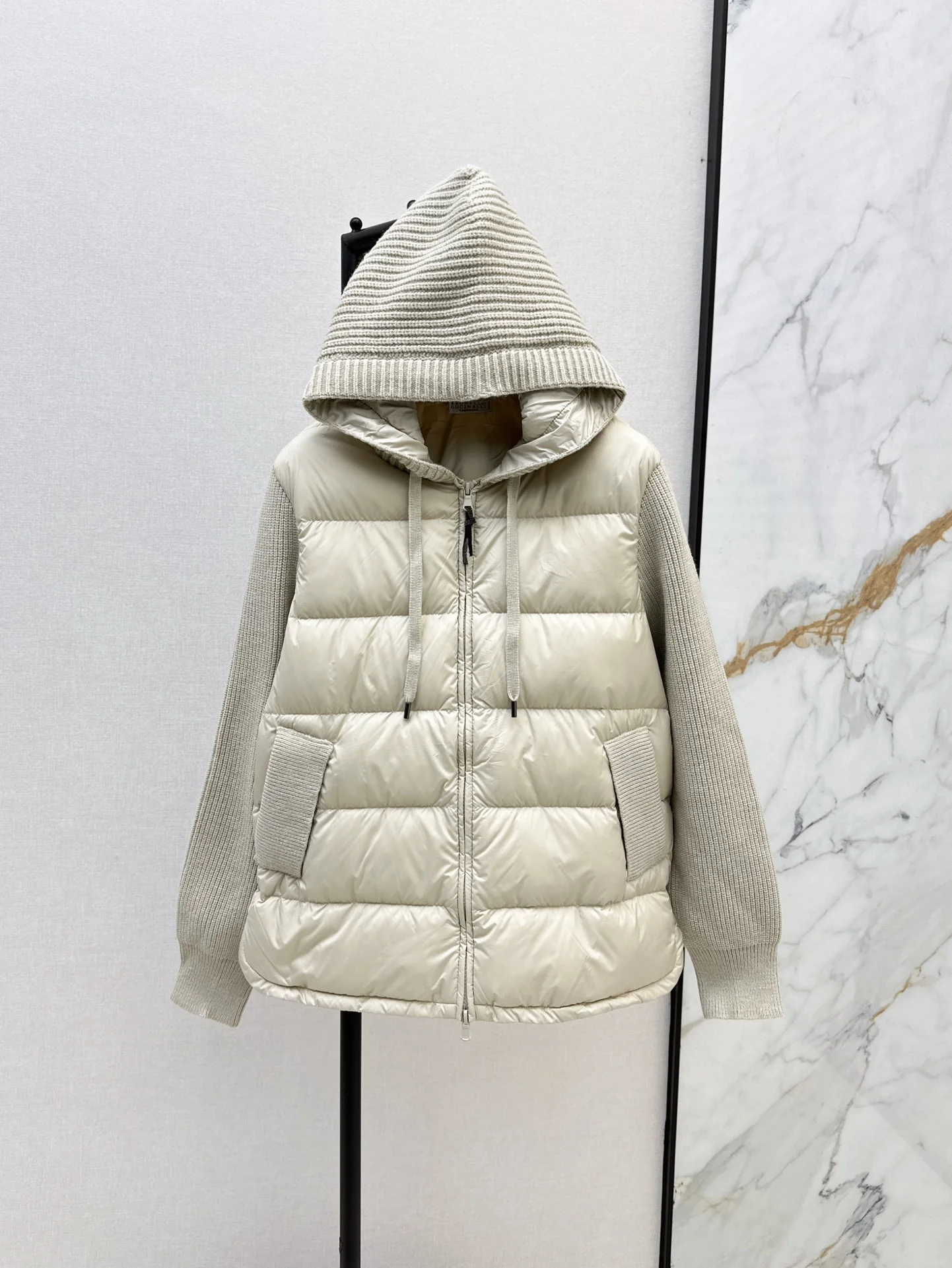 Brunello Cucinelli Down Jackets Elegant 165470