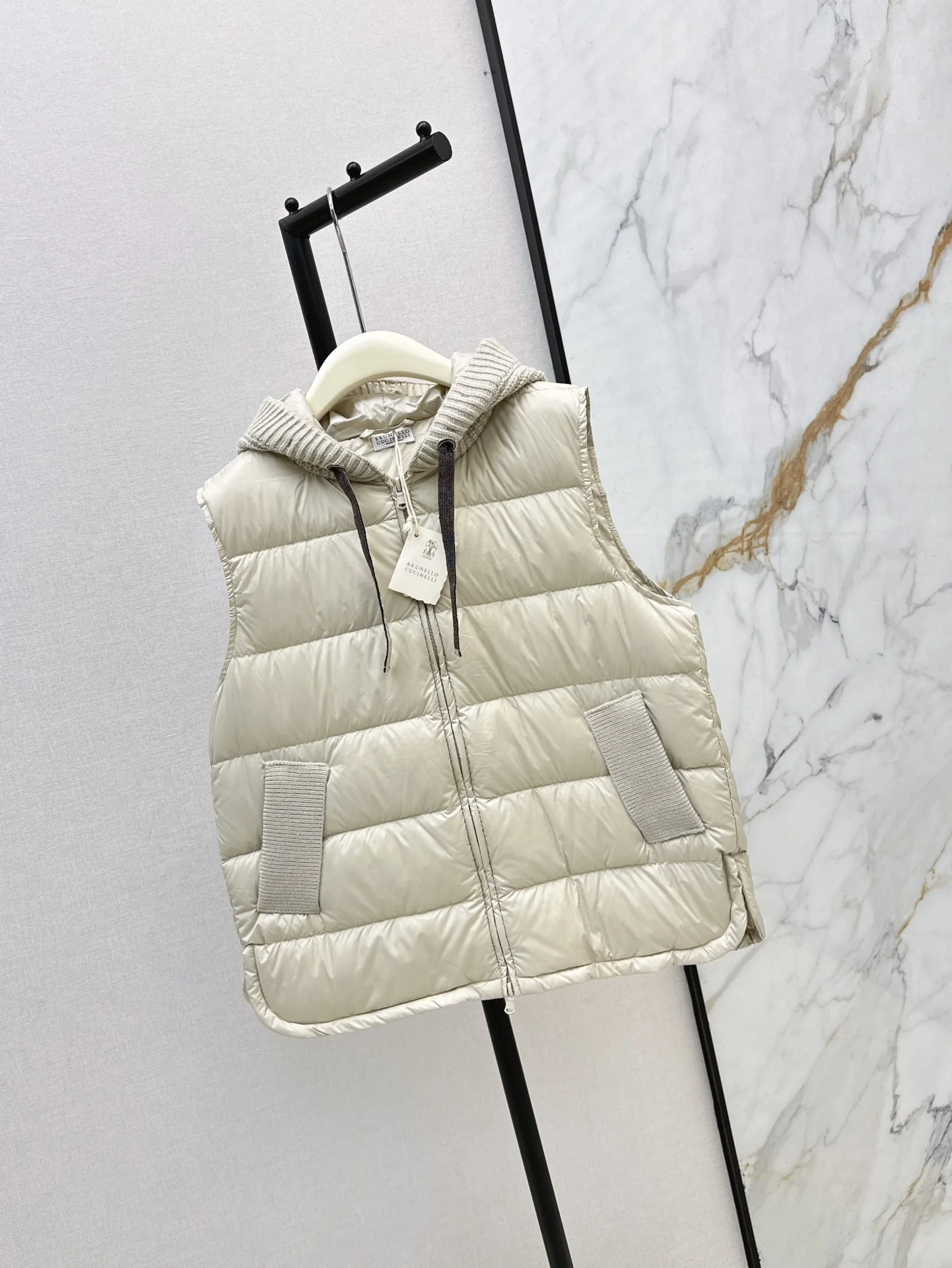 Brunello Cucinelli Down Jackets Cozy 165523