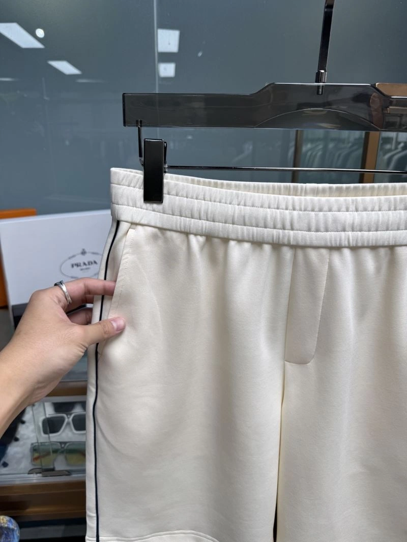 Brunello Cucinelli Short Pants Sporty 161944