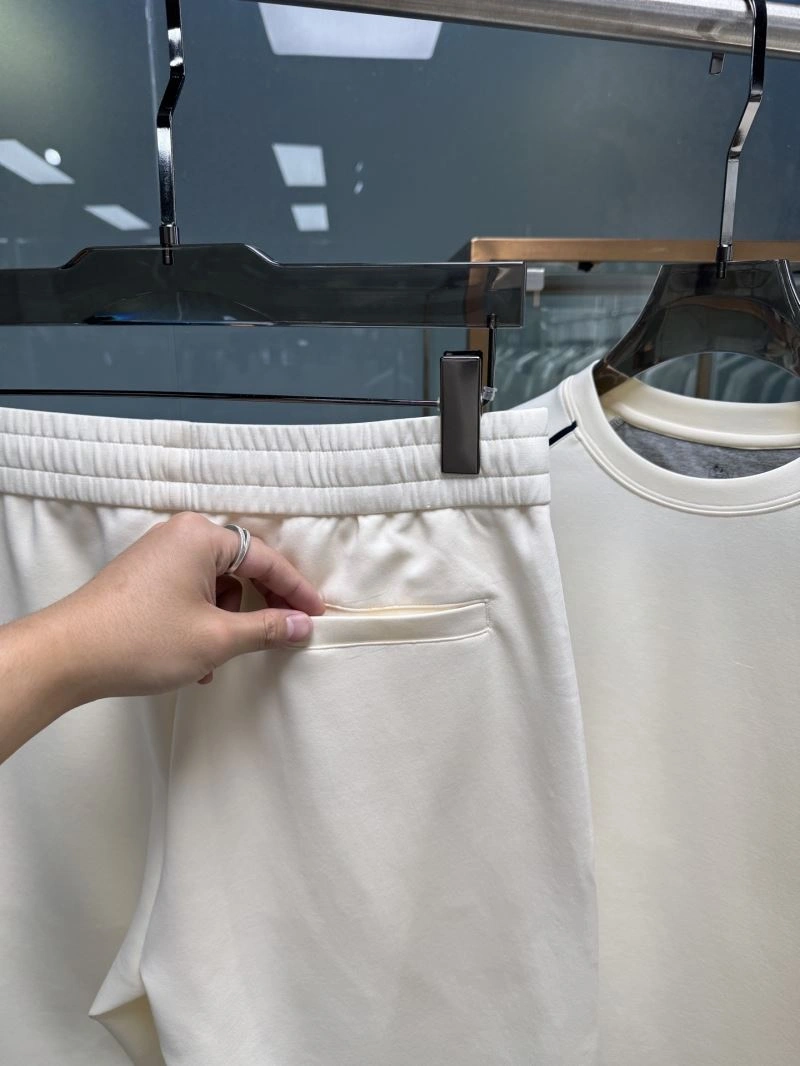 Brunello Cucinelli Short Pants Sporty 161944