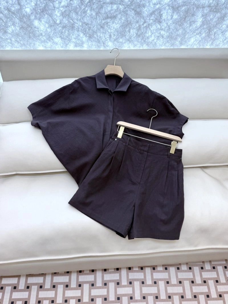 Brunello Cucinelli Short Suits SmartChoice 155037