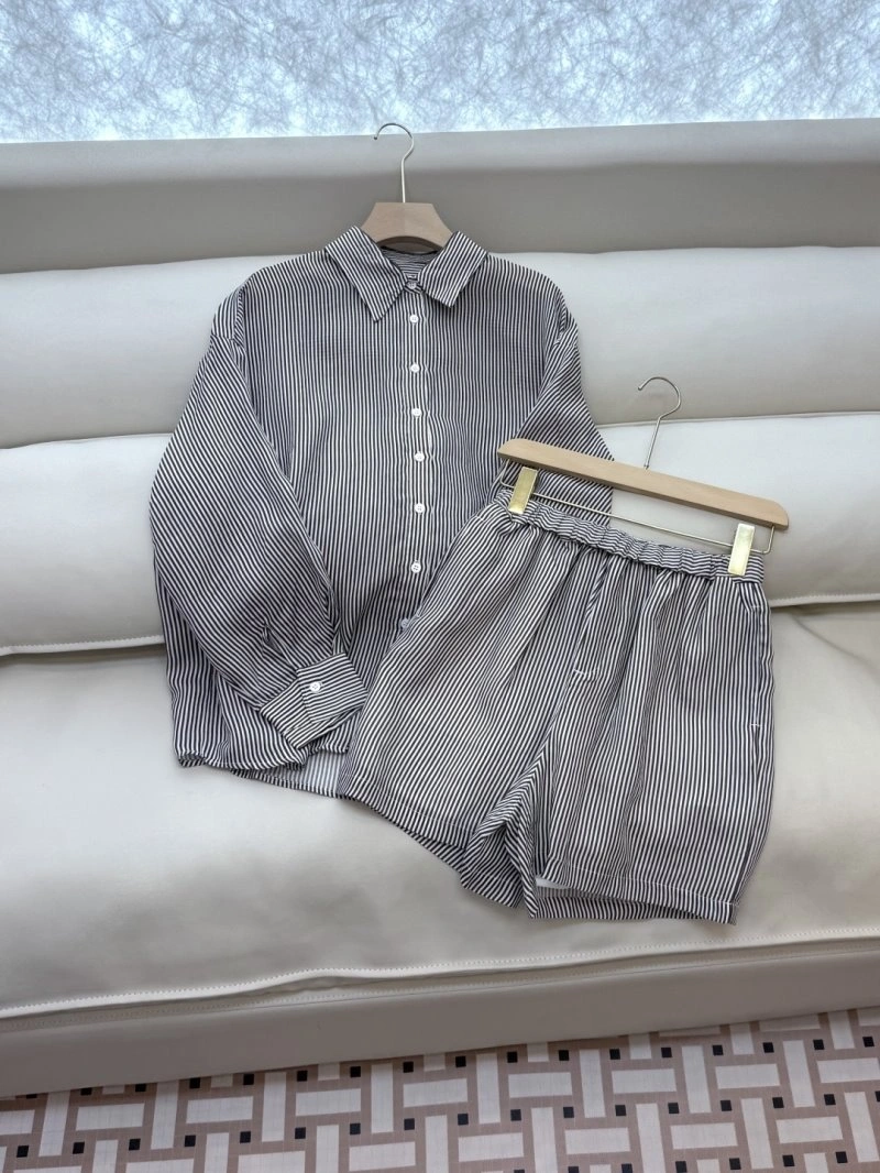 Attractive Brunello Cucinelli Short Suits 155012