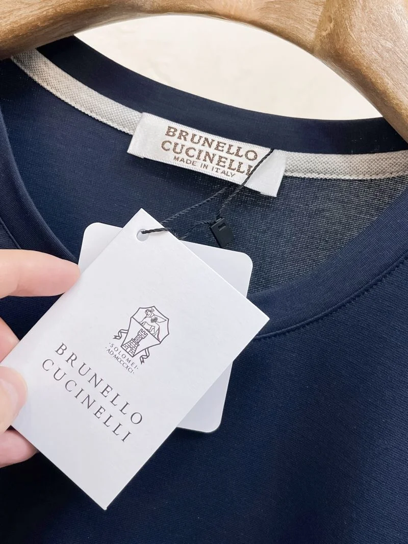 Brunello Cucinelli T-Shirts Bold 163057