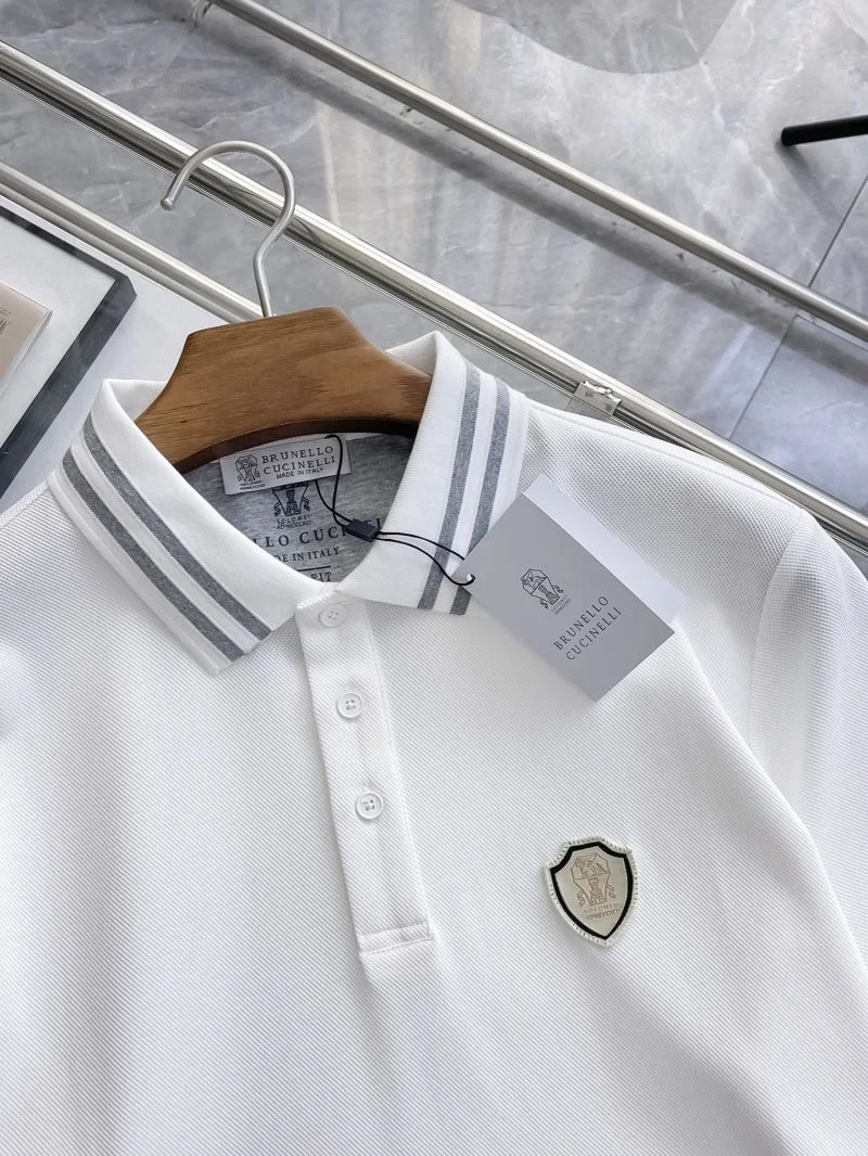 Brunello Cucinelli T-Shirts Snug 163042