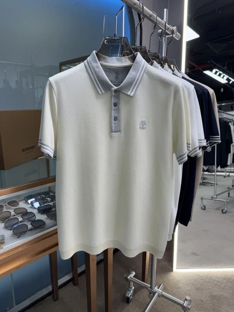 Brunello Cucinelli T-Shirts Trendsetting 163026