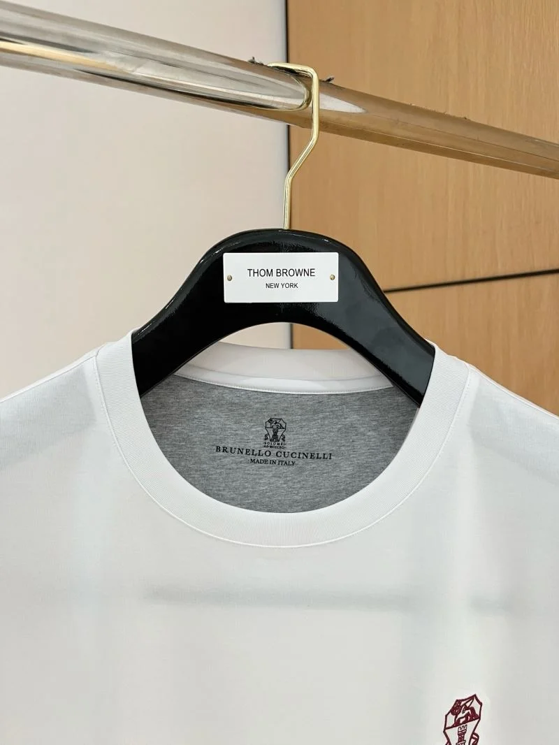 Brunello Cucinelli T-Shirts Vibrant 163160