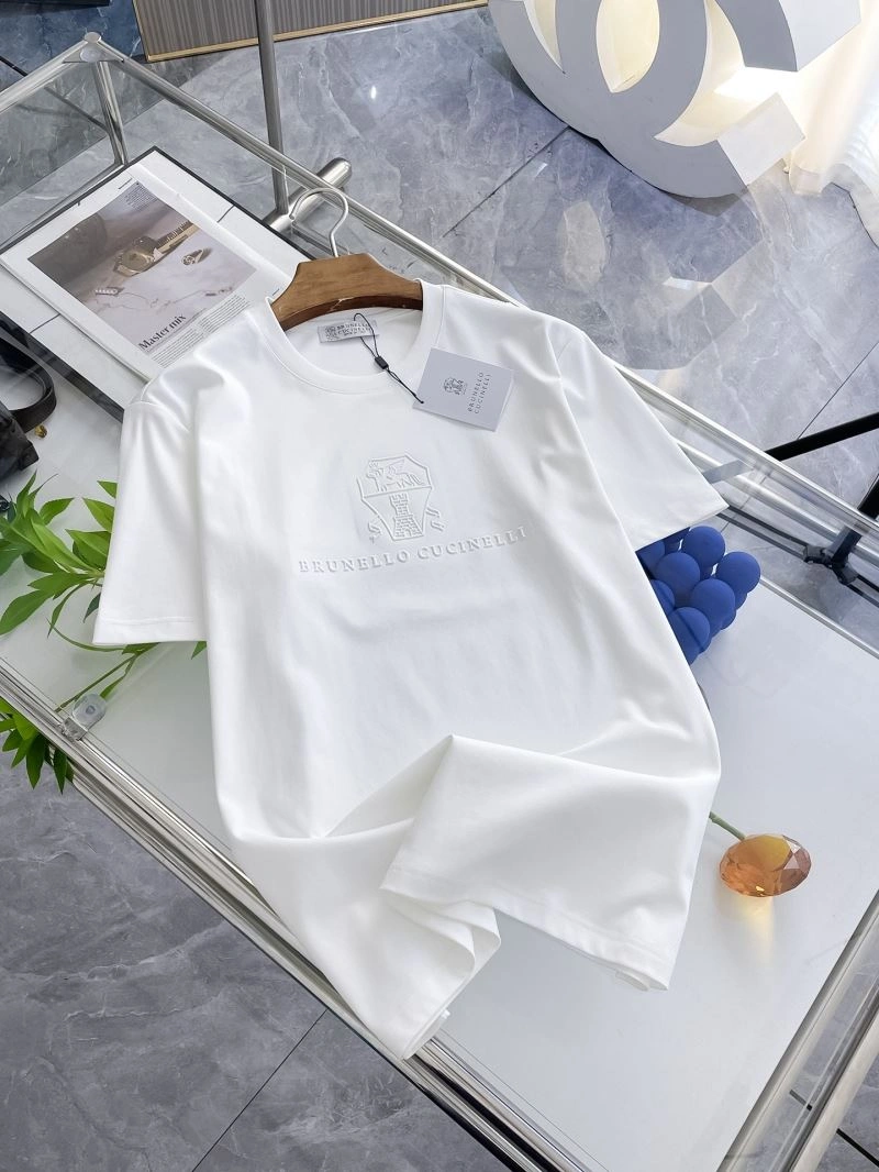 Brunello Cucinelli T-Shirts WellDesigned 161927