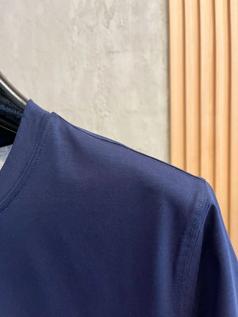 TechFriendly Brunello Cucinelli T-Shirts 161950