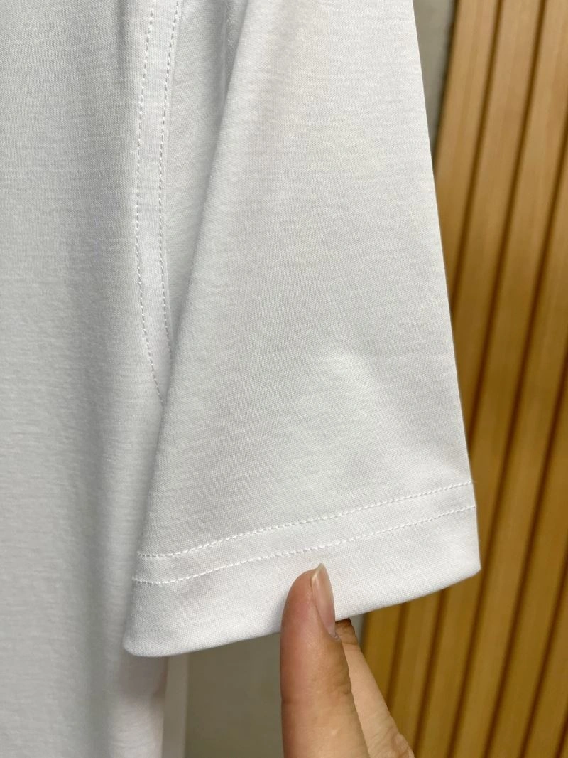 Brunello Cucinelli T-Shirts WaterResistant 161930