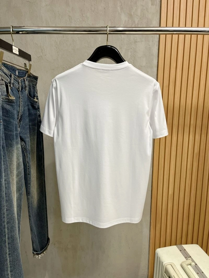 Brunello Cucinelli T-Shirts WaterResistant 161930