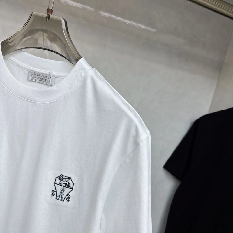 Unique Brunello Cucinelli T-Shirts 161947